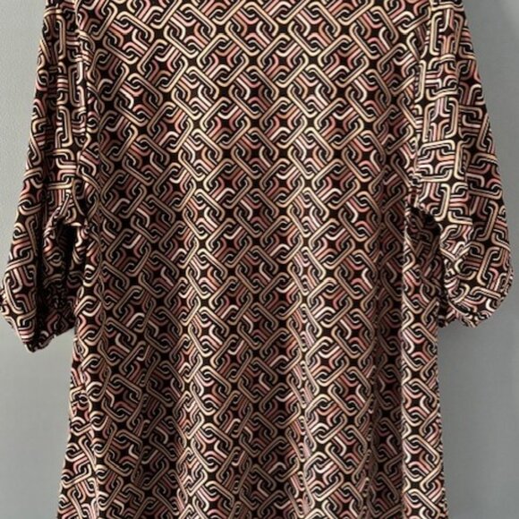 Anne Klein XL Zip Front Black Tan Blouse Geometric Roll Tab V Neck Whimsygoth - Picture 2 of 5